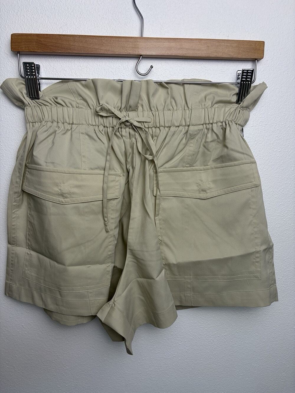 Girlfriend Collective 4090 Utility Cargo Shorts Women S OVC Beige pleated NWT